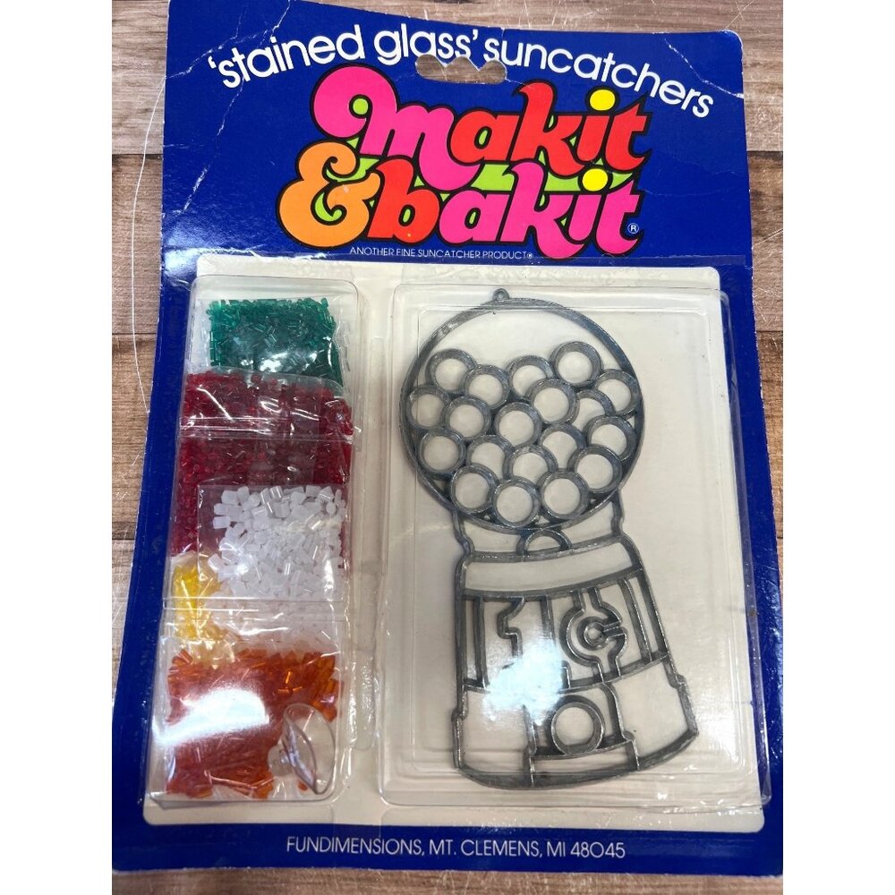 Vintage Makit & Bakit Stained Glass Suncatcher Craft Kit Gumball Machine